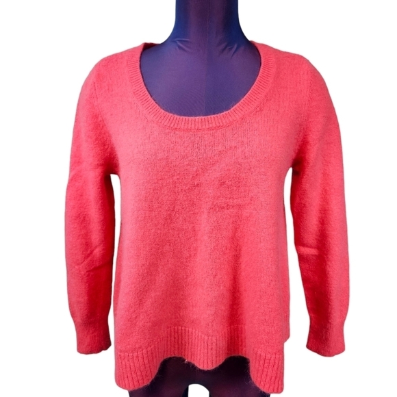 Victoria's Secret Angora Hot Pink Trapeze Scoop Neck Sweater Size Medium N67 - Picture 1 of 7